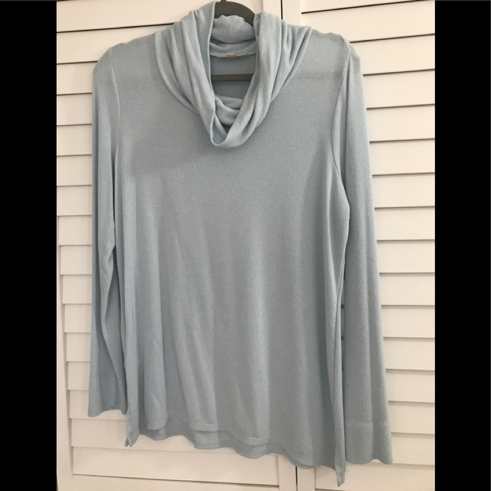 Loft NWT soft light turtleneck blue sweater - sm